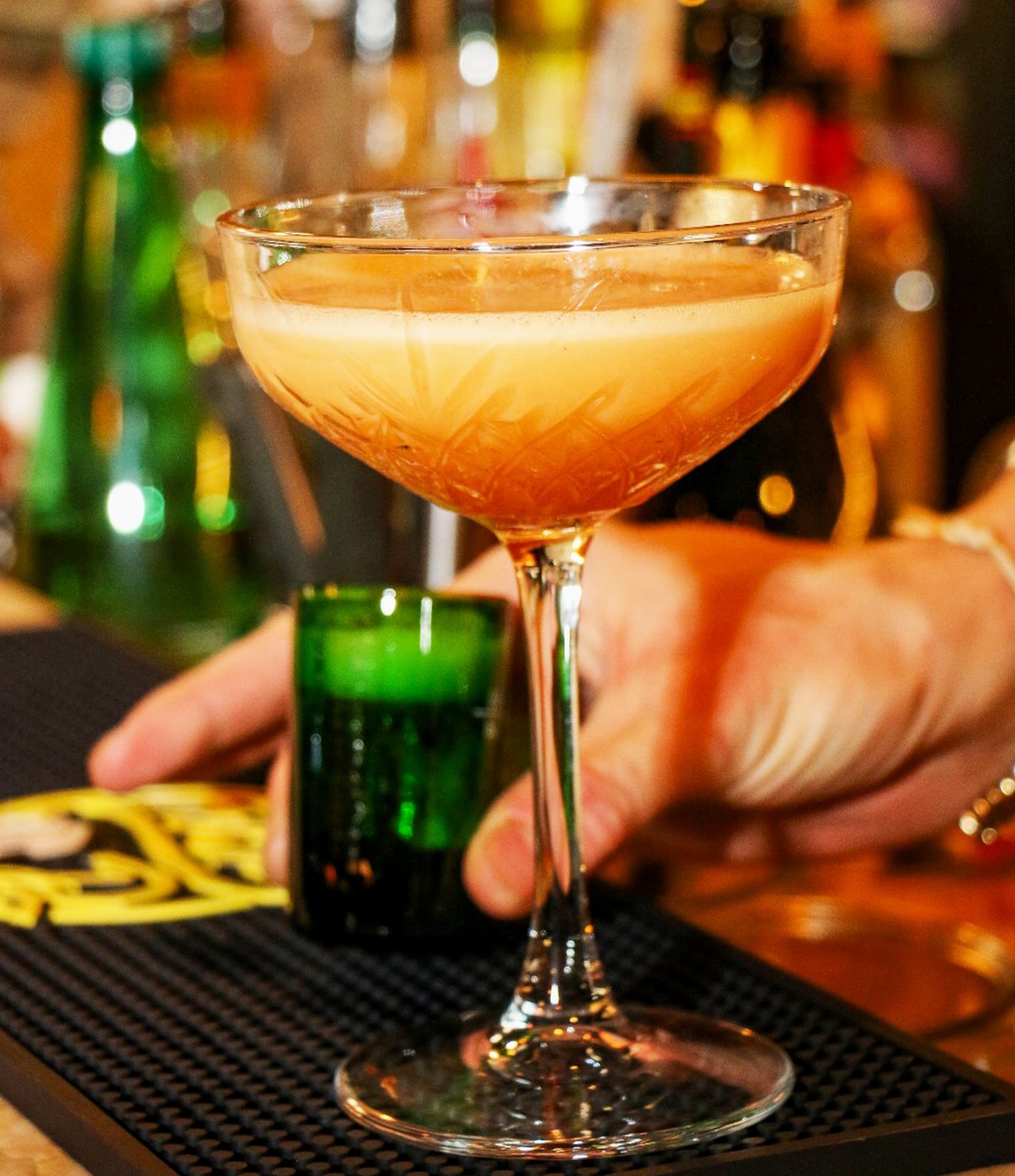 bar_09_improbable_websize